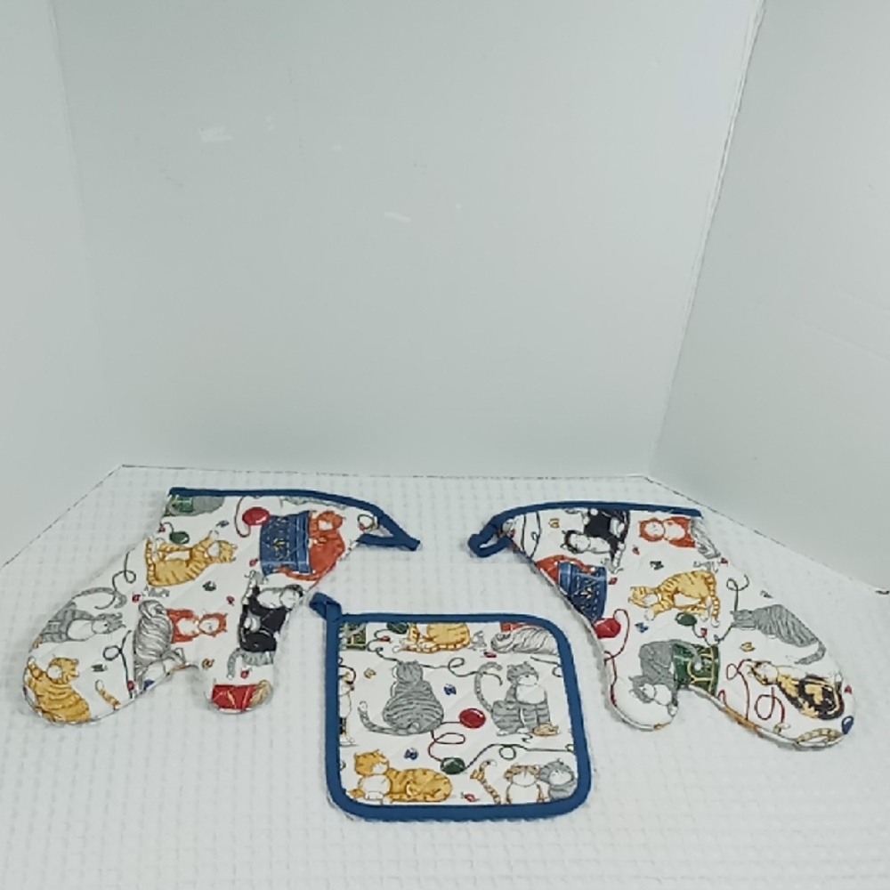 Kay Dee Designs Oven Mitt and Pot Holder